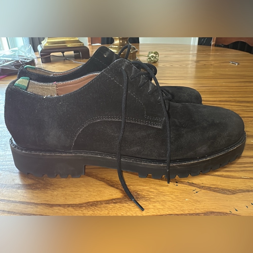 WALK LONDON Elegant Black Suede Derby Shoes (shoes16)